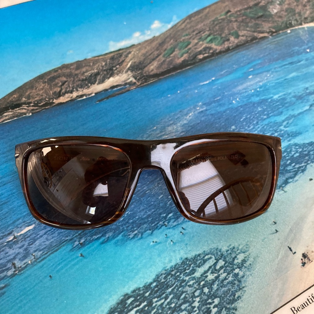 Hobie olas wayfarer style sunglasses- unisex polar